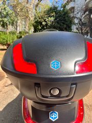 Piaggio XEvo 400 2008-thumb-7