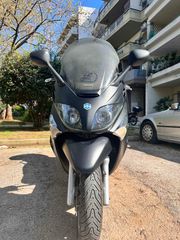 Piaggio XEvo 400 2008-thumb-16