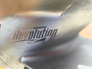 Mercury 2024 MARINE 4 REVOLUTION 17P RH Δ.Ε