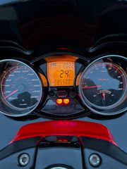 Gilera GP 800 2010 Centenario-thumb-5