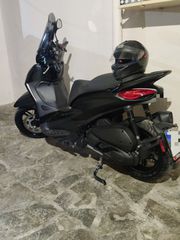 Piaggio Beverly 300 2025 BEVERLY 300 HPE-thumb-1