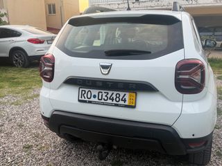 Dacia Duster 2022 4X4 DIESEL-thumb-3