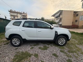 Dacia Duster 2022 4X4 DIESEL-thumb-4