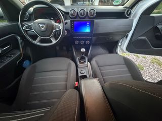 Dacia Duster 2022 4X4 DIESEL-thumb-10