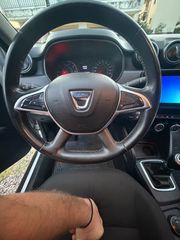 Dacia Duster 2022 4X4 DIESEL-thumb-17