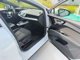 Audi Q4 e-tron 2022 40 Sportback-thumb-11