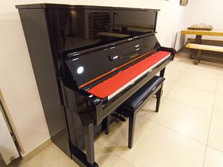 Πιάνο Yamaha - U1 A