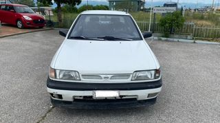 Nissan Sunny 1995-thumb-1