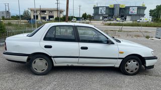 Nissan Sunny 1995-thumb-6