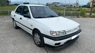 Nissan Sunny 1995-thumb-7