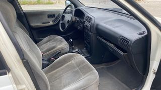 Nissan Sunny 1995-thumb-10