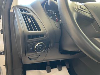 Ford Focus 2015 1.0 ECOBOOST TREND-thumb-11