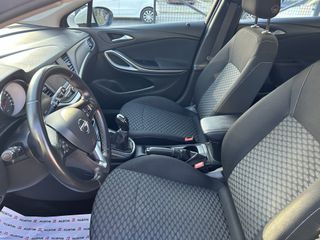 Opel Astra 2020-thumb-12