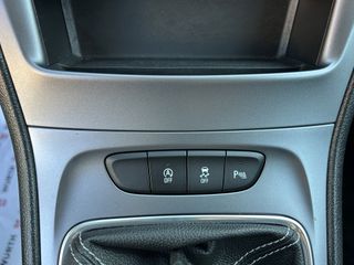 Opel Astra 2020-thumb-17