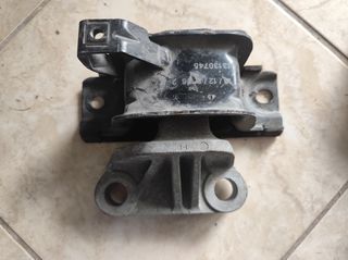 ΒΑΣΗ ΜΗΧΑΝΗΣ OPEL CORSA D