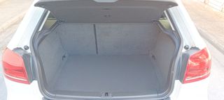 Audi A3 2010 Quattro Sportsback (4x4)-thumb-8