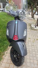 Piaggio Vespa GTS 300 2022 SUPER SPORT