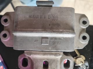 ΒΑΣΗ ΜΗΧΑΝΗΣ VOLKSWAGEN - SKODA - AUDI   1KO 199 555 L