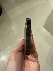 iPhone 12 Pro Grey-thumb-4