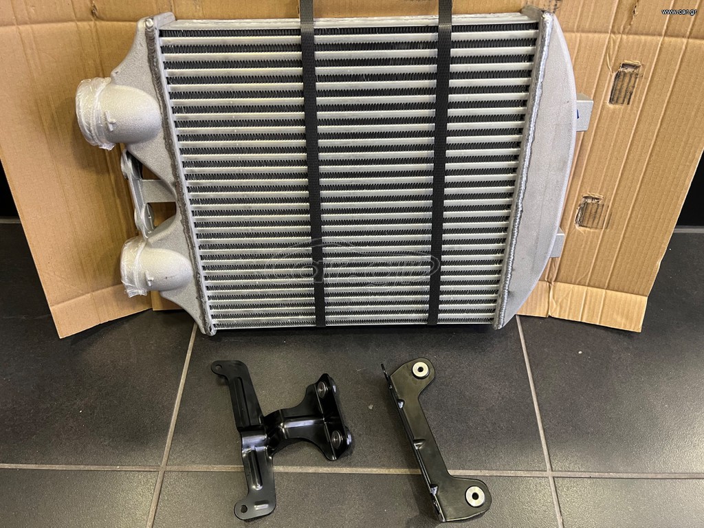 Seat ibiza 6L Cupra Intercooler + βάσεις