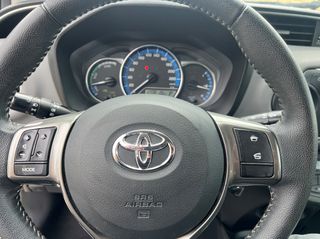 Toyota Yaris 2015 1.5 Hybrid Comfort Αυτόματο-thumb-35
