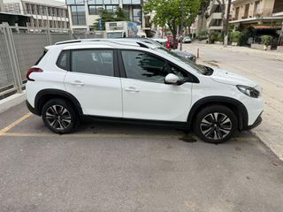 Peugeot 2008 2018 1.2 PURETECH 110 ALLURE-thumb-3