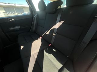 Volvo V50 2012 V50-thumb-10