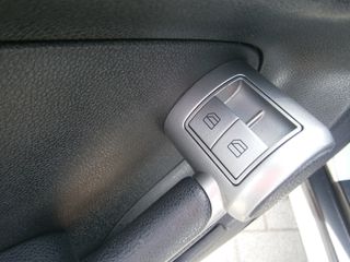Mercedes-Benz SLK 200 2009 1.8  KOMPRESSOR SPORT EDITION / FACELIFT-thumb-13