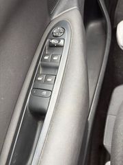 Citroen C4 2017 NAVIGATION CRUISE CONTROL-thumb-3