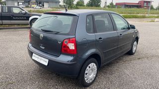 Volkswagen Polo 2005-thumb-6