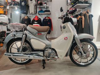 Honda Super Cub 2026 ICONIC 125