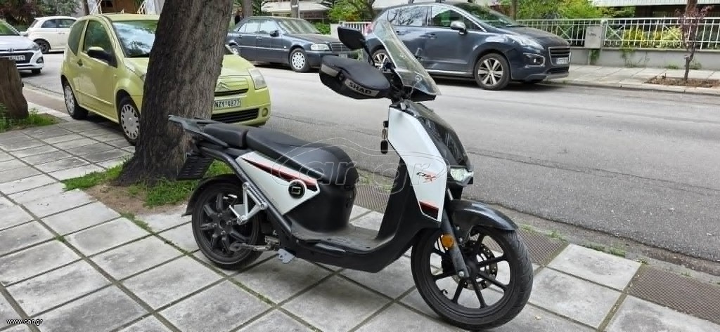 Super Soco CPX 2024