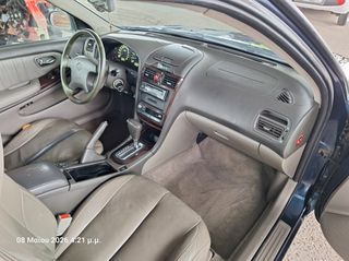 Nissan Maxima 2000 v6-thumb-4