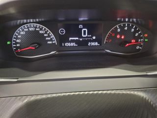 Peugeot 208 2022 BlueHDi 100 S&S Active 1.5-thumb-4