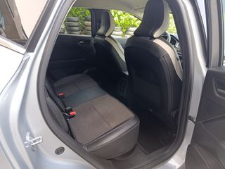 Renault Captur 2023 Plug-in Hybrid E-TECH 160hpDy 1.6 ( Σαν καινούργιο)-thumb-9