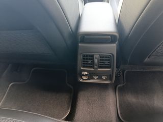 Renault Captur 2023 Plug-in Hybrid E-TECH 160hpDy 1.6 ( Σαν καινούργιο)-thumb-17