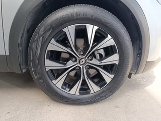 Renault Captur 2023 Plug-in Hybrid E-TECH 160hpDy 1.6 ( Σαν καινούργιο)-thumb-19