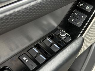 Land Rover Range Rover Velar 2019 R-DYNAMIC // 300HP // ΕΛΛΗΝΙΚΟ!!-thumb-19