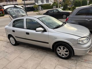 Opel Astra 2002-thumb-8