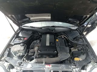 Mercedes-Benz C 180 2006 KOMPRESSOR SPORT COUPE!!!-thumb-27