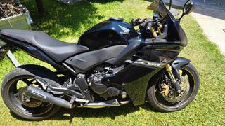 Honda CBR 600 F 2011