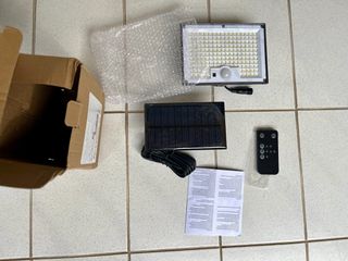 Ηλιακός προβολέας LED