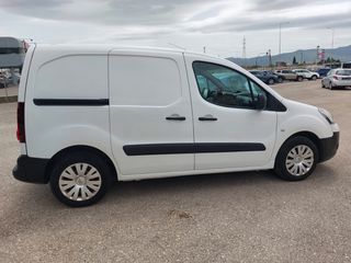 Κλούβα Citroen 2015 BERLINGO ΕΧΕΙ ΤΡΕΙΣ ΘΕΣΕΙΣ .-thumb-3