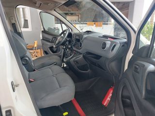 Κλούβα Citroen 2015 BERLINGO ΕΧΕΙ ΤΡΕΙΣ ΘΕΣΕΙΣ .-thumb-11