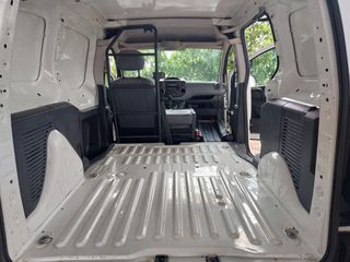 Κλούβα Citroen 2015 BERLINGO ΕΧΕΙ ΤΡΕΙΣ ΘΕΣΕΙΣ .-thumb-9