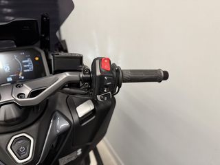 Yamaha TMAX 560 Tech Max 2023-thumb-12