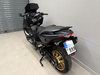 Yamaha TMAX 560 Tech Max 2023-thumb-6