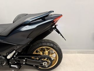 Yamaha TMAX 560 Tech Max 2023-thumb-8
