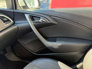 Opel Astra 2013 J TURBO-thumb-17