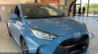 Toyota Yaris 2021 1.5 HYBRID TREND-thumb-2